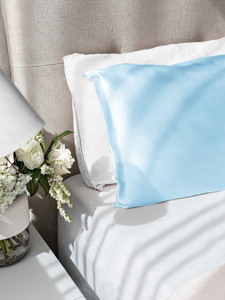 Silk Pillowcase - Baby Blue